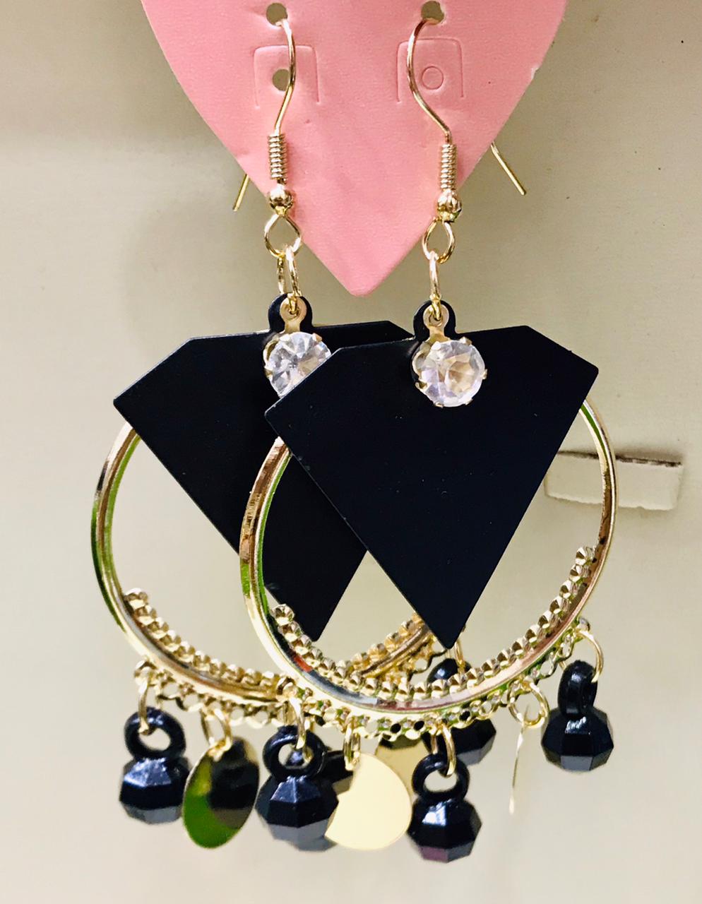 WOMAN EARRINGS - CH. SON'S JEWELER