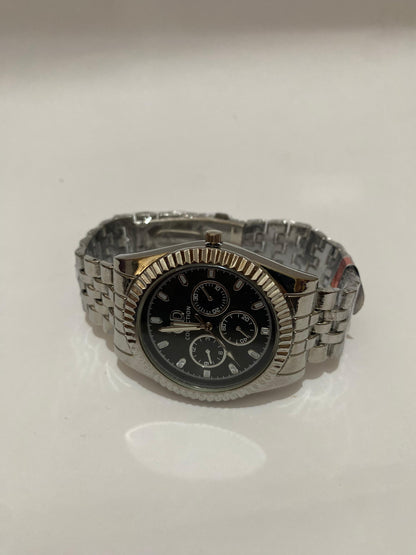 Men Classic Stain Less Steel Watch