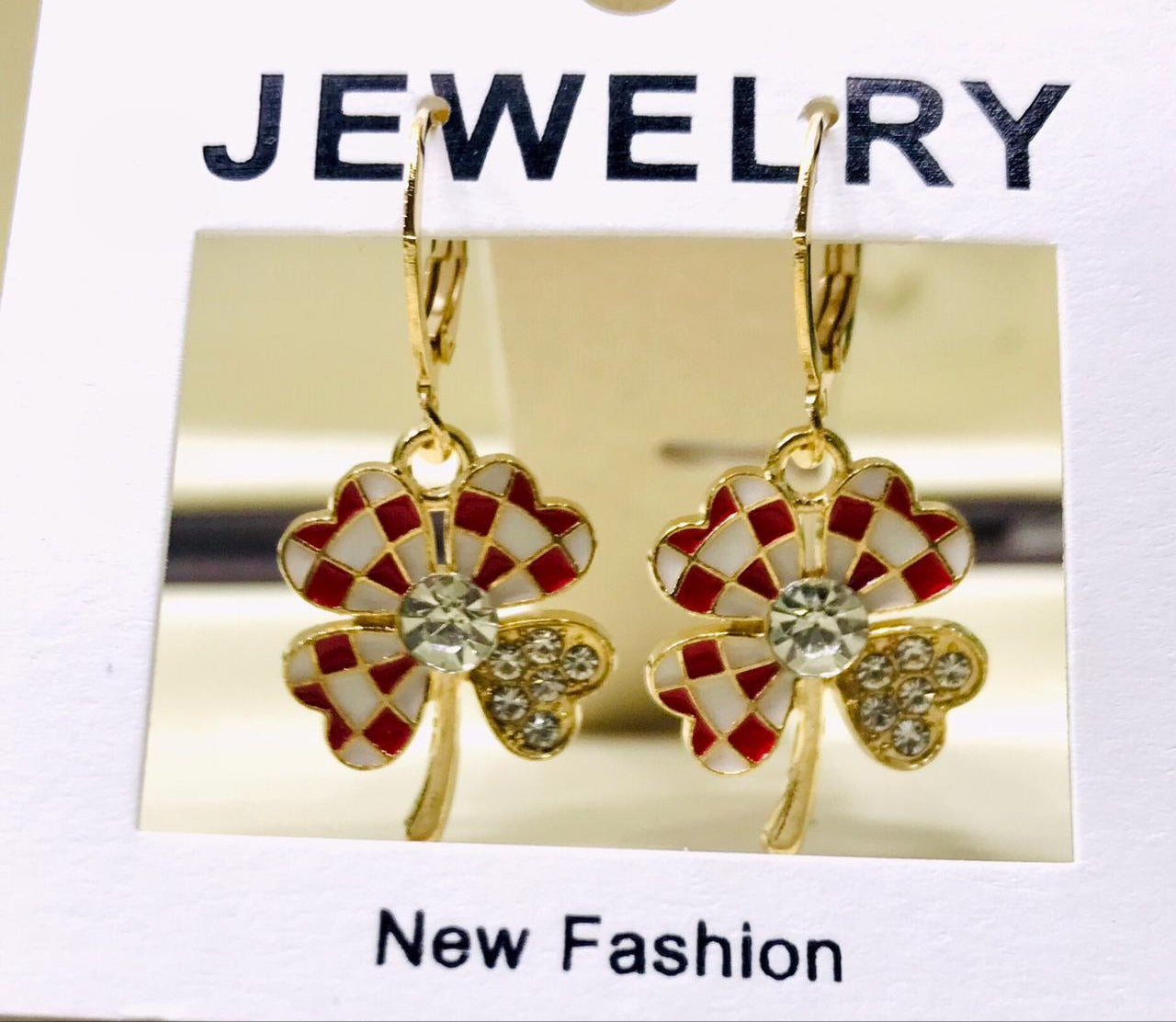 Fancy Earring sparkling stones - CH. SON'S JEWELER